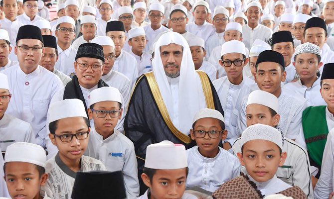 Muslim World League hosts 5 education events in Asia and Africa